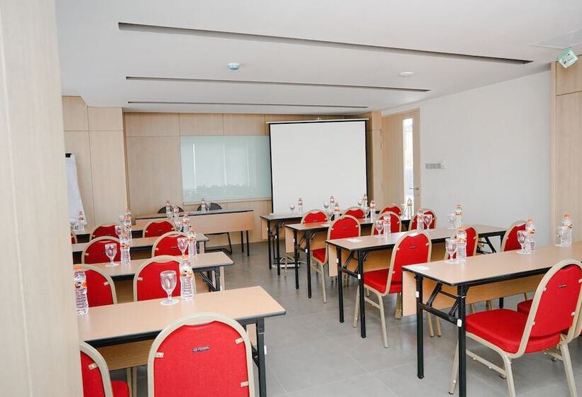 Aveta Hotel Malioboro