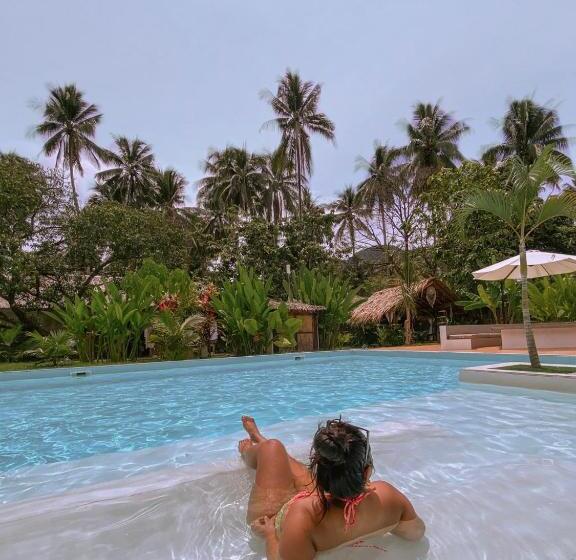 هتل El Nido Moringa Resort