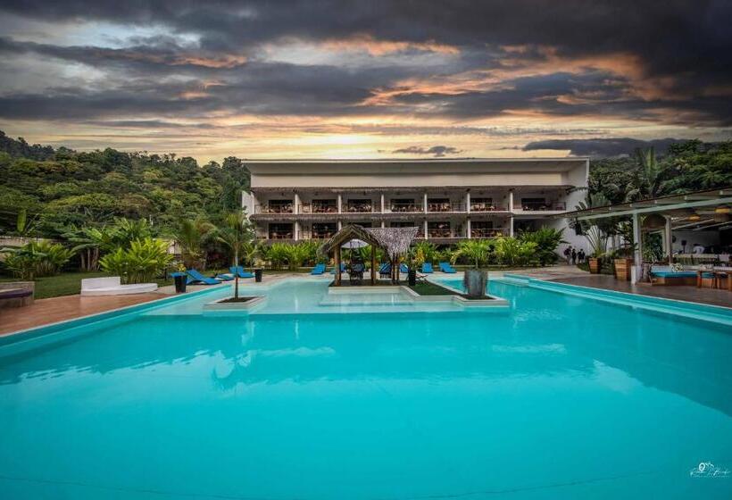 هتل El Nido Moringa Resort