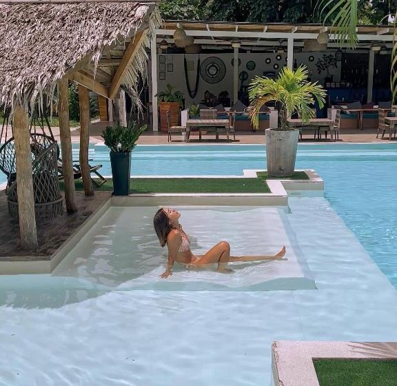 هتل El Nido Moringa Resort