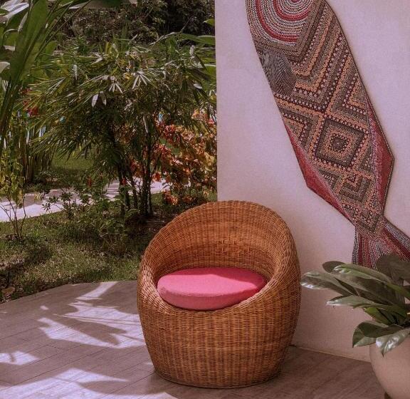 هتل El Nido Moringa Resort