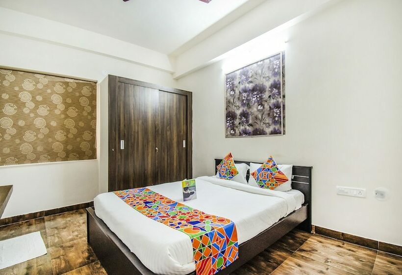 فندق Fabescape Himadri Inn