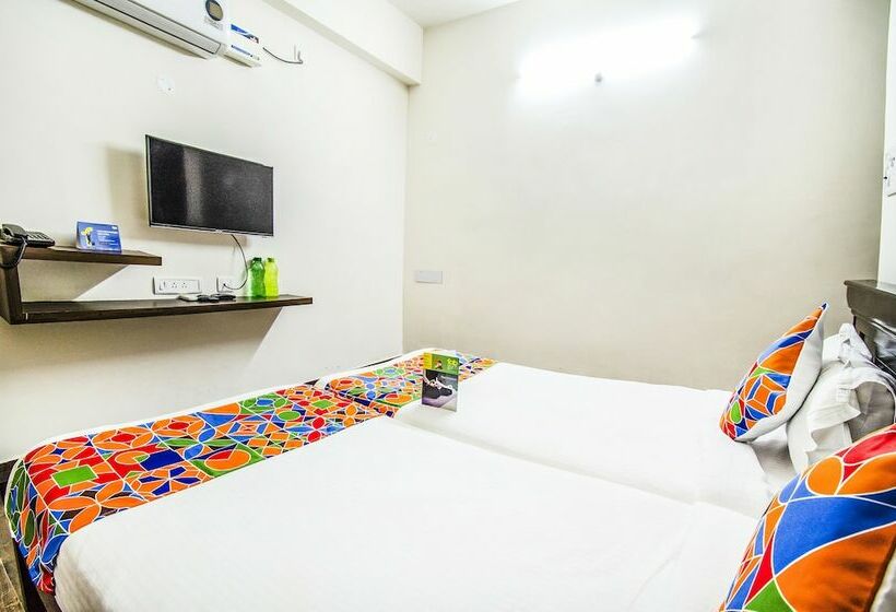 فندق Fabescape Himadri Inn