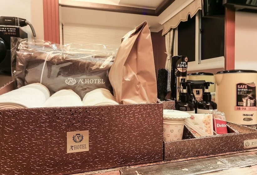 호텔 Geojedo Gohyeon Aplus