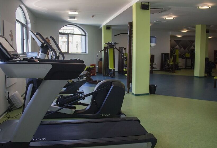 Отель Hot Springs Medical And Spa