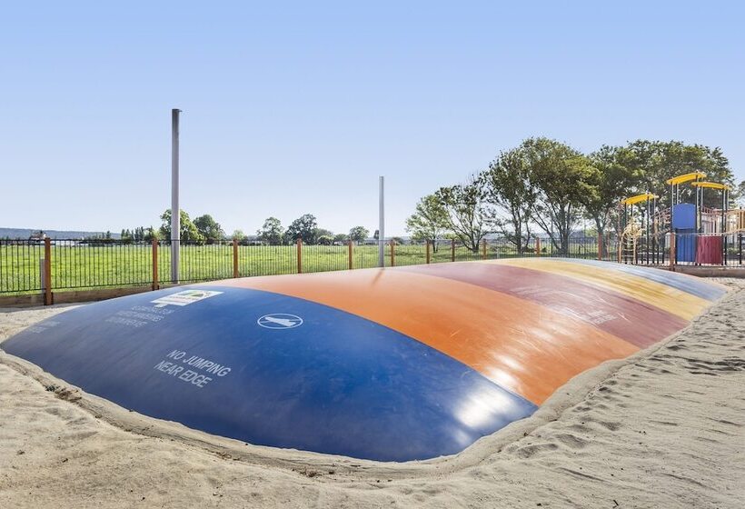 هتل Ingenia Holidays Moruya