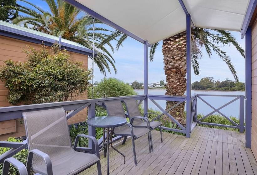 هتل Ingenia Holidays Moruya