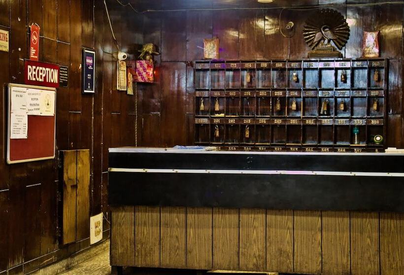 בית מלון כפרי Mayur