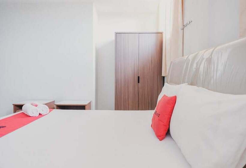 Отель Reddoorz @ Jalan Hayam Wuruk Lampung