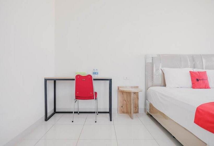 호텔 Reddoorz @ Jalan Hayam Wuruk Lampung