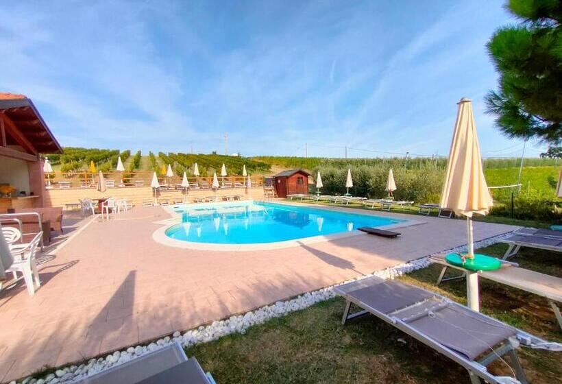 田舎風ホテル Agriturismo E Cantina La Sabbiona