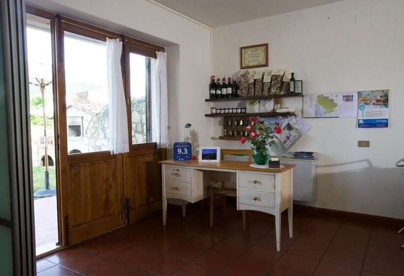 Сельский отель Bio Agriturismo Il Torrione