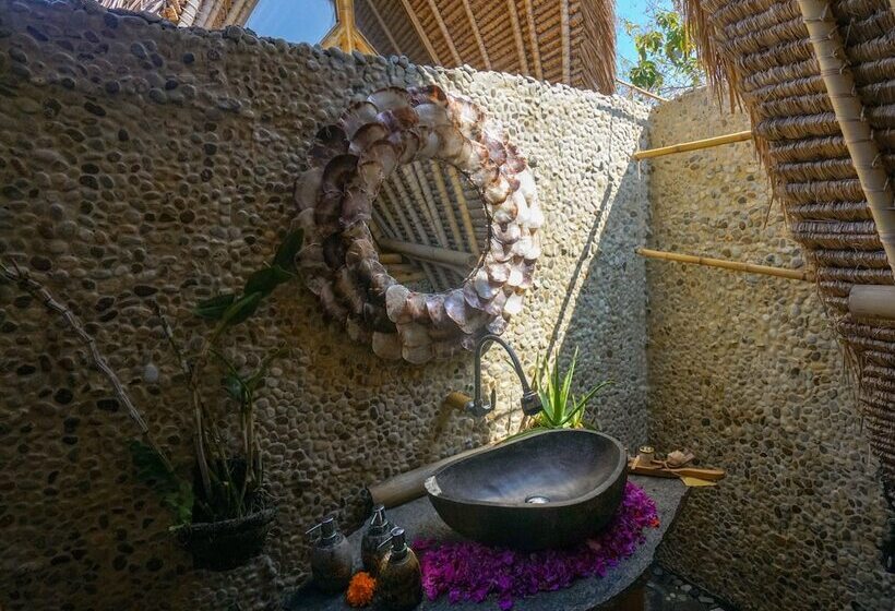 فندق Toraja Bambu