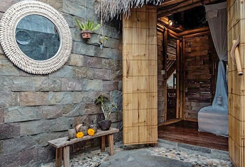 فندق Toraja Bambu