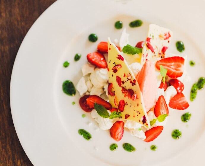 Отель Traugutta3