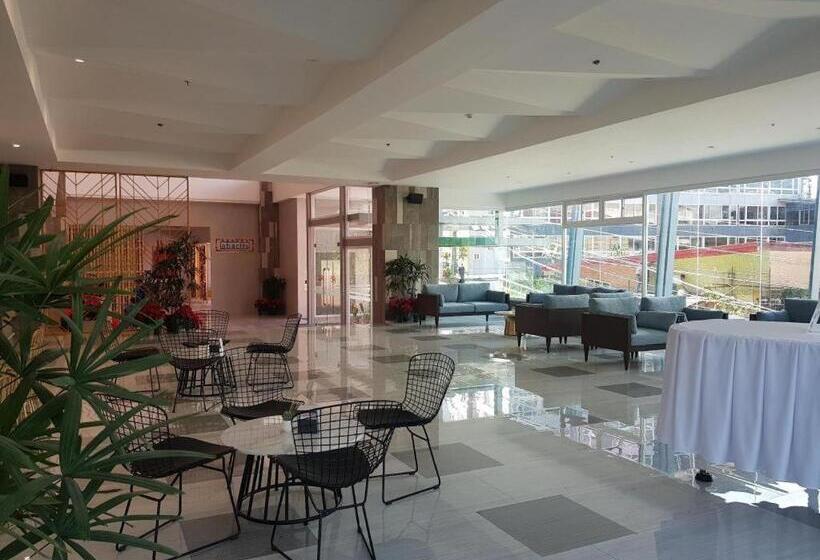 Travelite Hotel Legarda