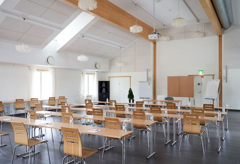 בית מלון כפרי Villa Molnby