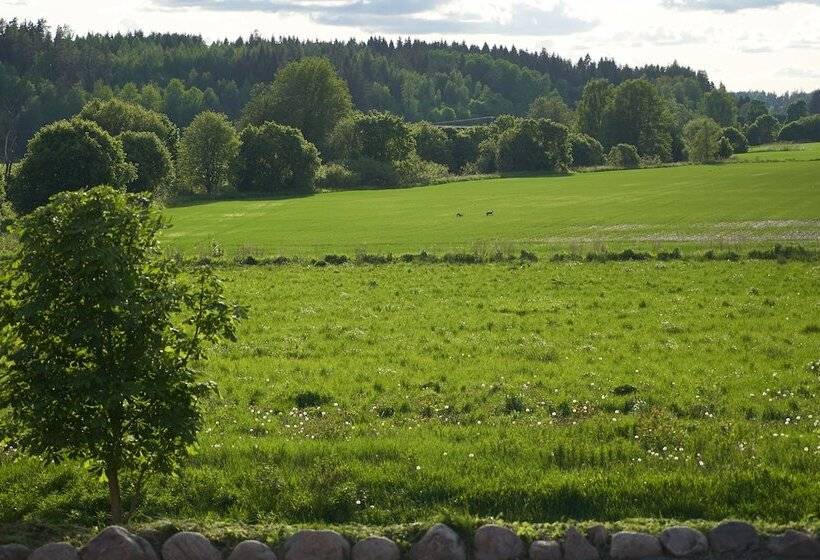 בית מלון כפרי Villa Molnby