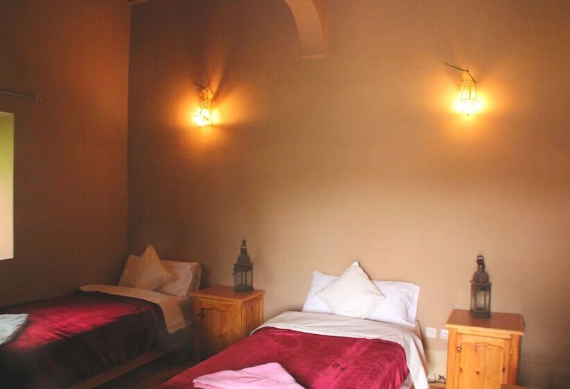 پانسیون Gite Amridil Chez La Famille Naciri