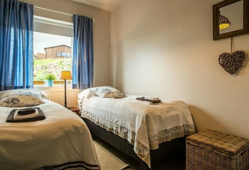 پانسیون Höfðagata Guesthouse