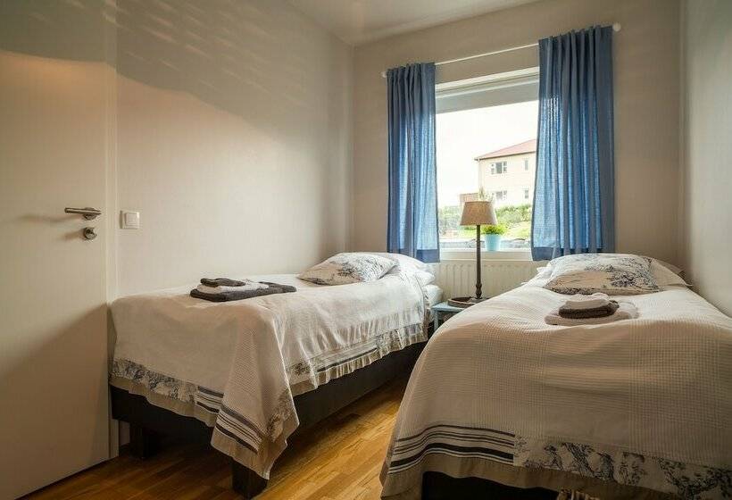 پانسیون Höfðagata Guesthouse