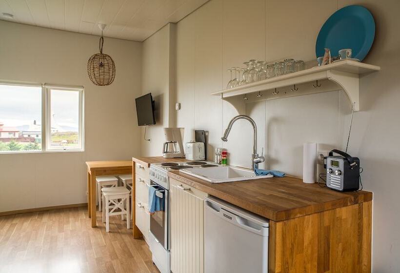 پانسیون Höfðagata Guesthouse