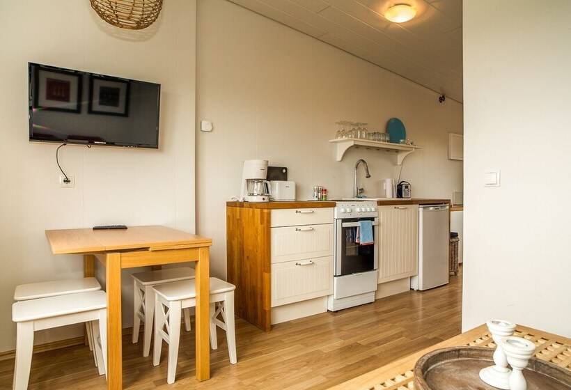پانسیون Höfðagata Guesthouse