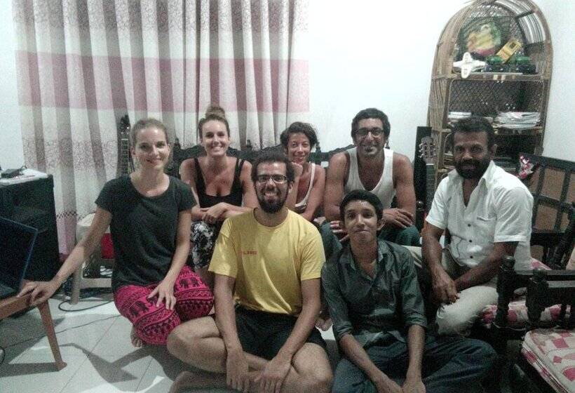 פנסיון Jayaru Guest House