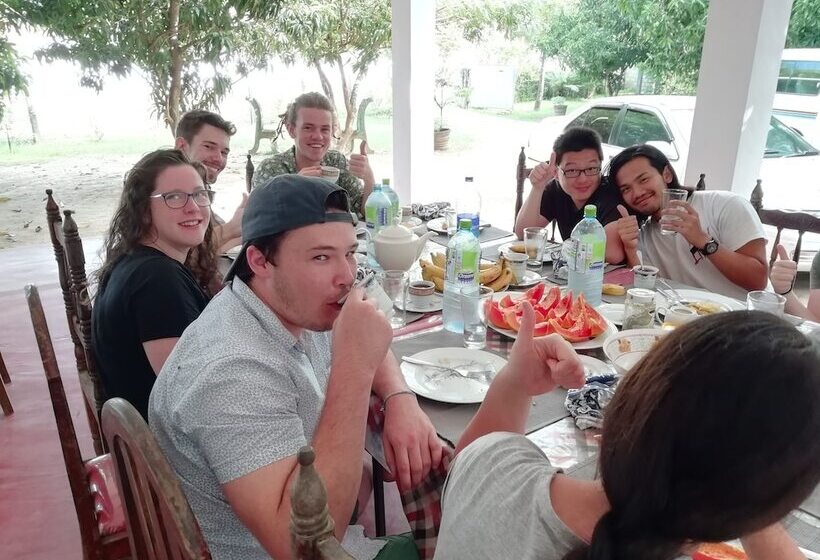 פנסיון Jayaru Guest House