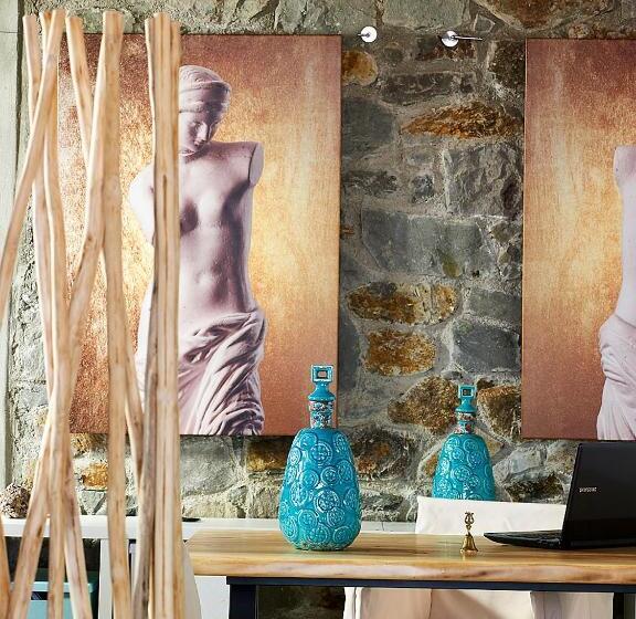 پانسیون Lithos Luxury Rooms