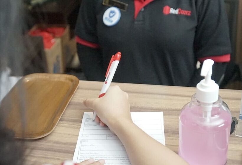 膳宿费 Reddoorz Near Amikom Yogyakarta