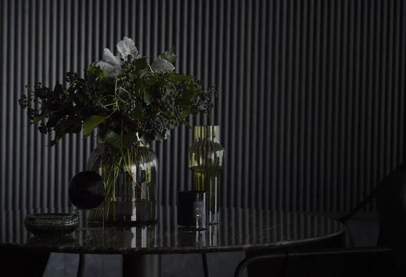 Shadow Play By Peppers