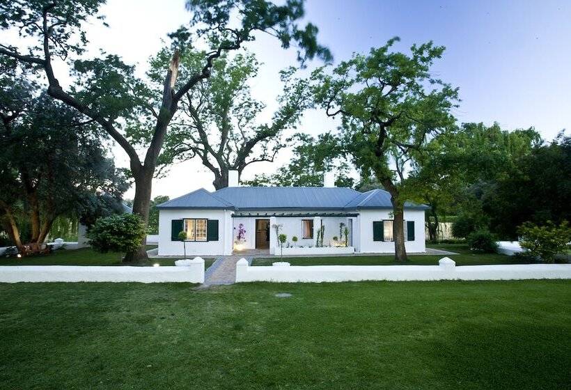 تختخواب و صبحانه Allee Bleue Hospiltality