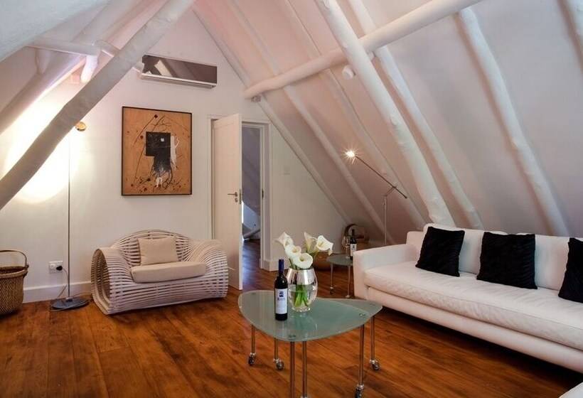 تختخواب و صبحانه Allee Bleue Hospiltality