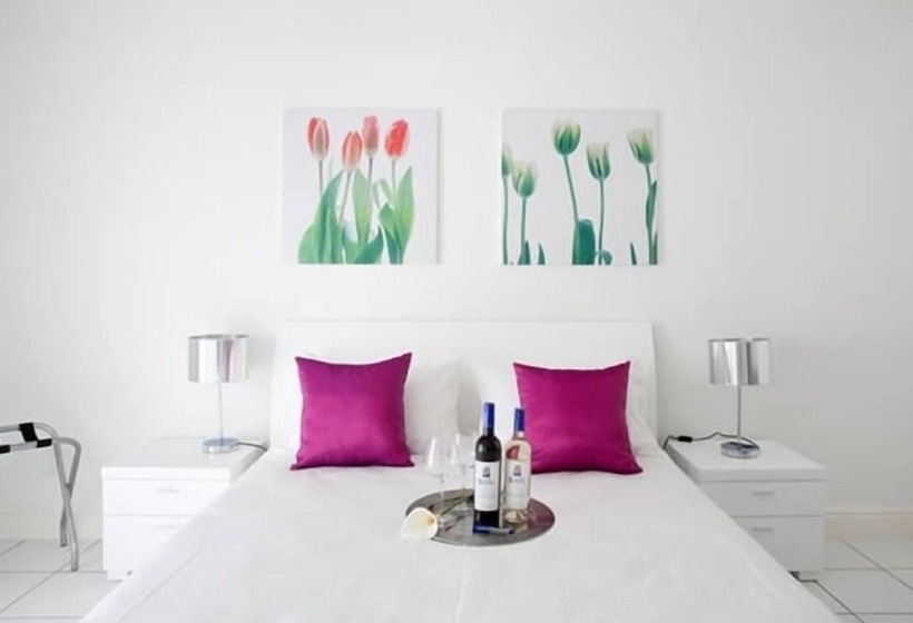 تختخواب و صبحانه Allee Bleue Hospiltality