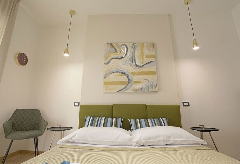 تختخواب و صبحانه Casa Tita