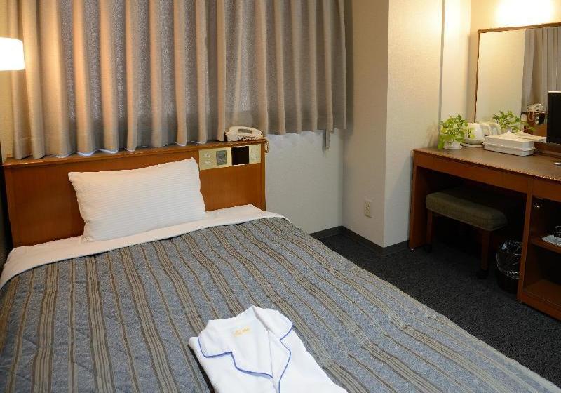 Fukuyama Station Inn