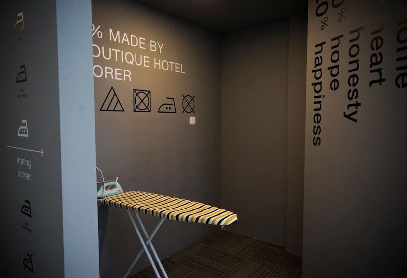 H Boutique Hotel Xplorer Kota Damansara