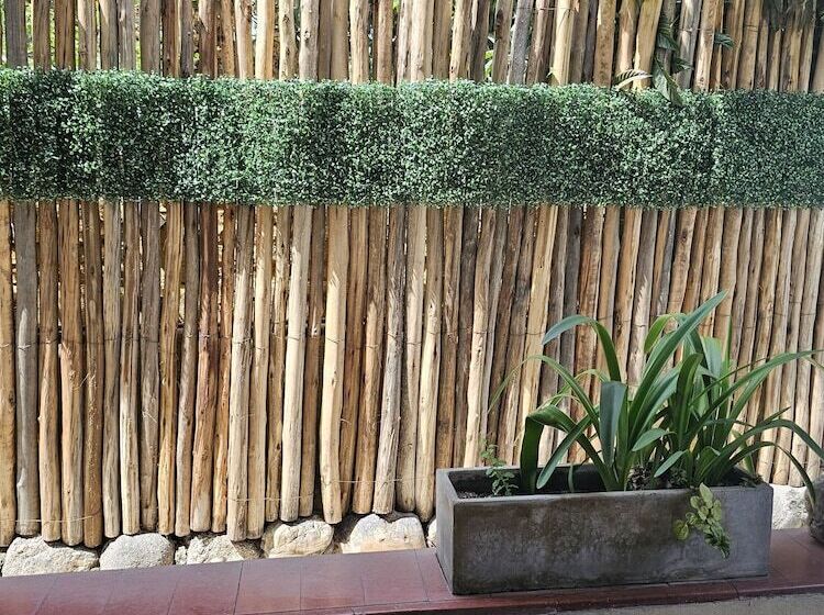 مسافرخانه Hosteria Villa Del Lago