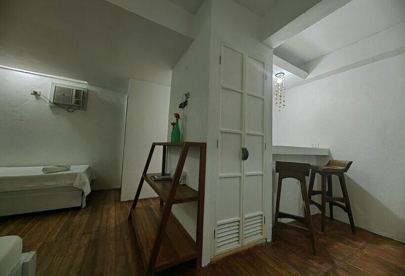 هتل Alta Vista Ilocandia Inc