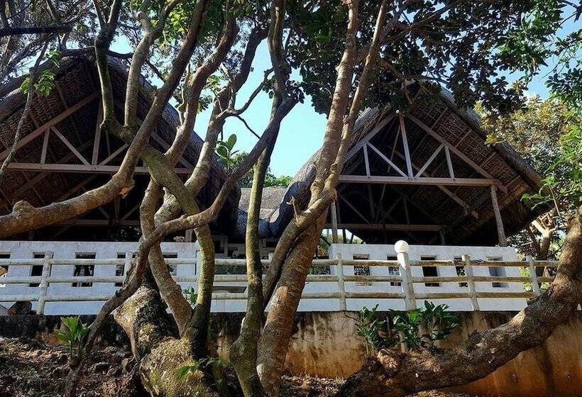 هتل Alta Vista Ilocandia Inc