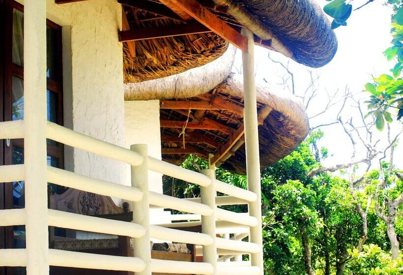 هتل Alta Vista Ilocandia Inc