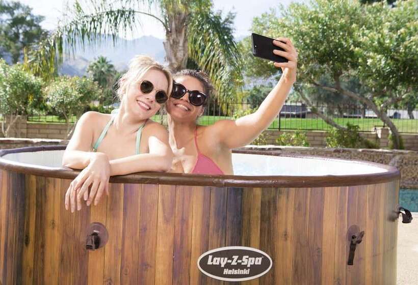 Отель Bubble Tent