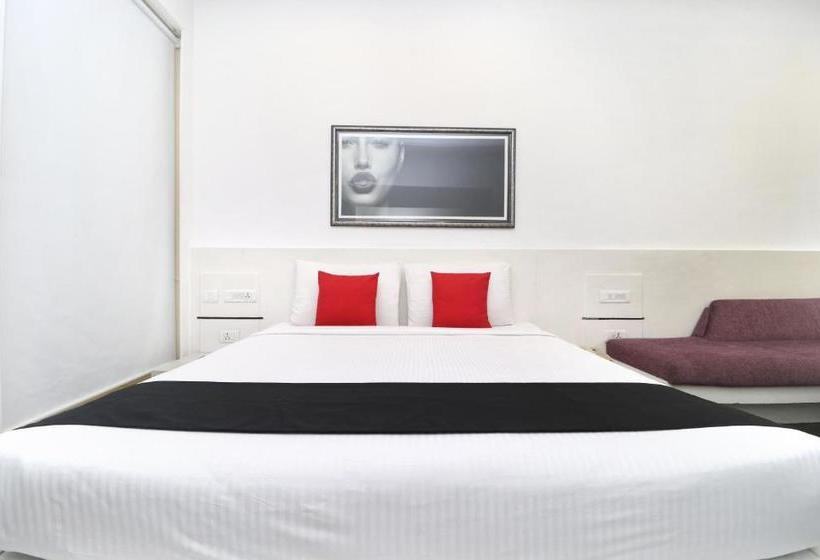 Hotel Capital O 2199 The Toy