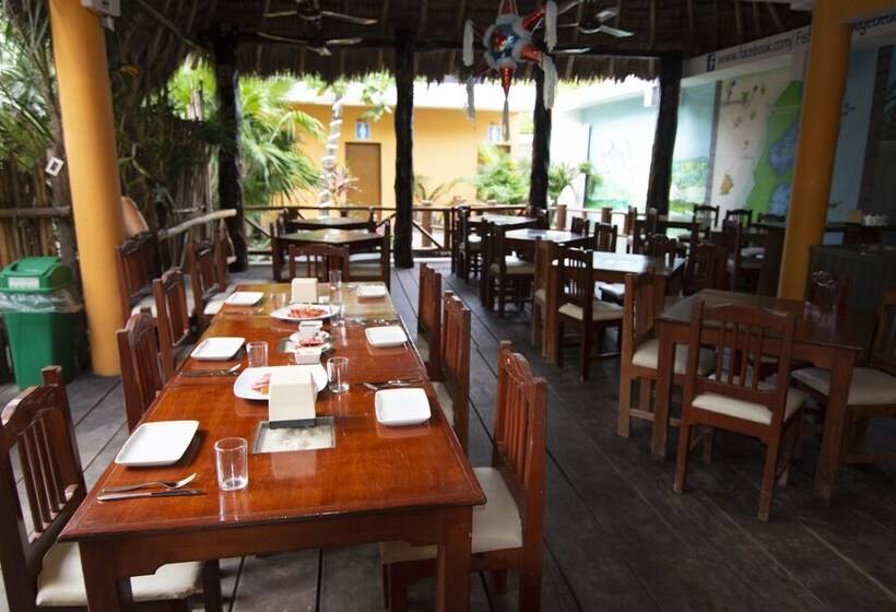 فندق Fisherman Lodge