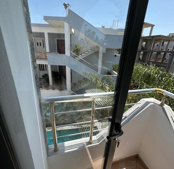 فندق Ilio Boutique