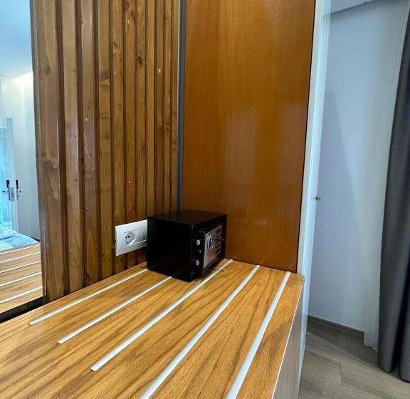 فندق Ilio Boutique