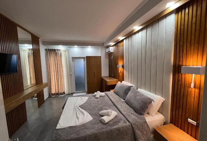 فندق Ilio Boutique