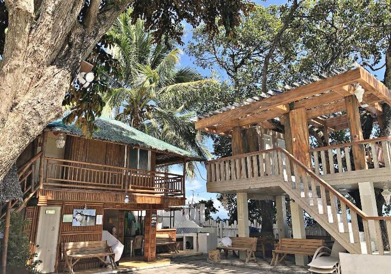 בית מלון כפרי Island View Coastal Resort