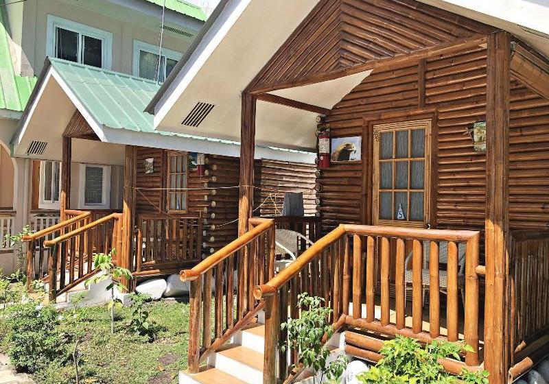 בית מלון כפרי Island View Coastal Resort